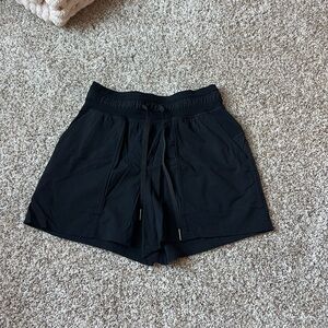 Lululemon Shorts - Size 2